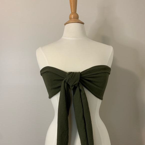 SOLD!! Multi-tie scarf / shirt - Picture 3 of 8